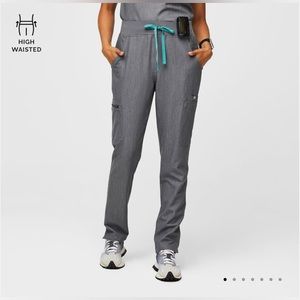 Figs Graphite Size Small petite pants